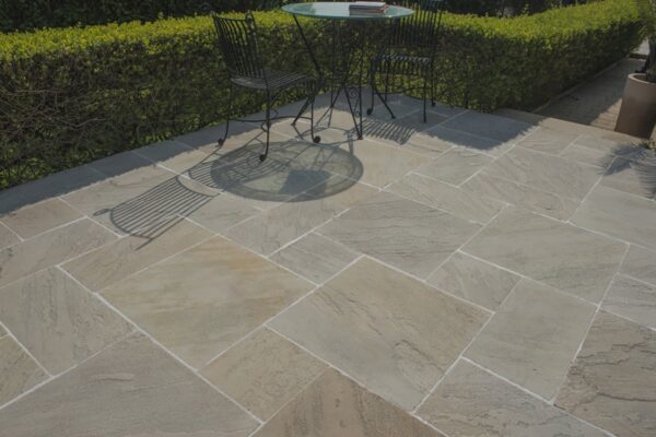 Beech Heritage Sandstone Paving