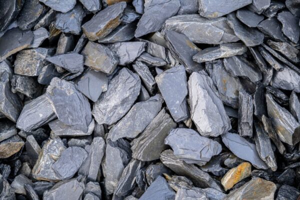 Grey Slate Chippings