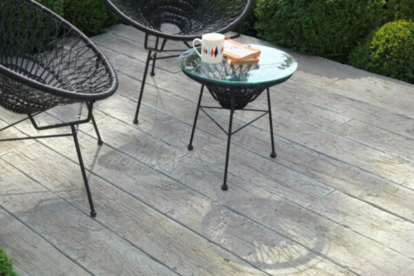 Millboard Weathered Oak