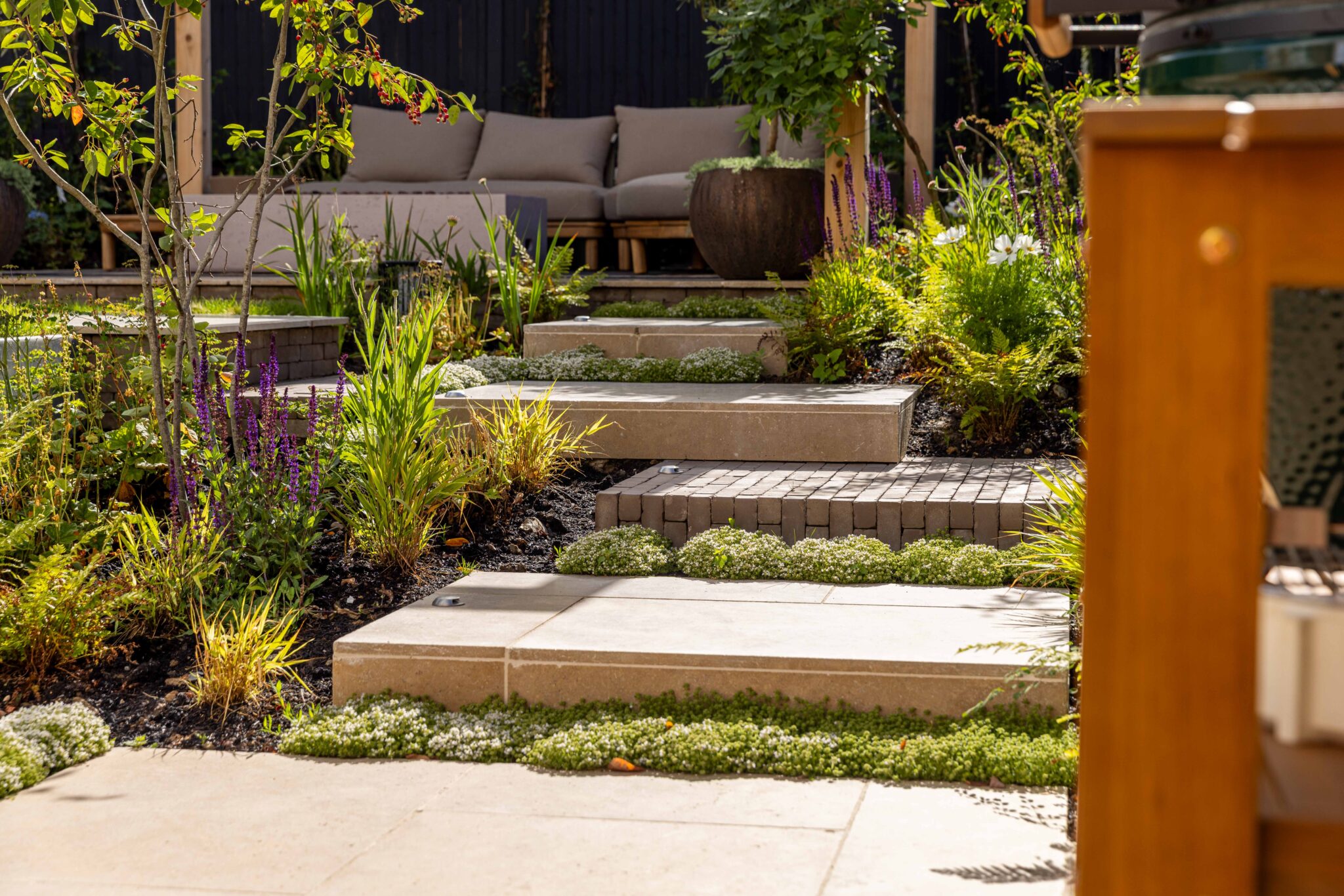 Dune Pearl Antique Limestone Paving - Image 7