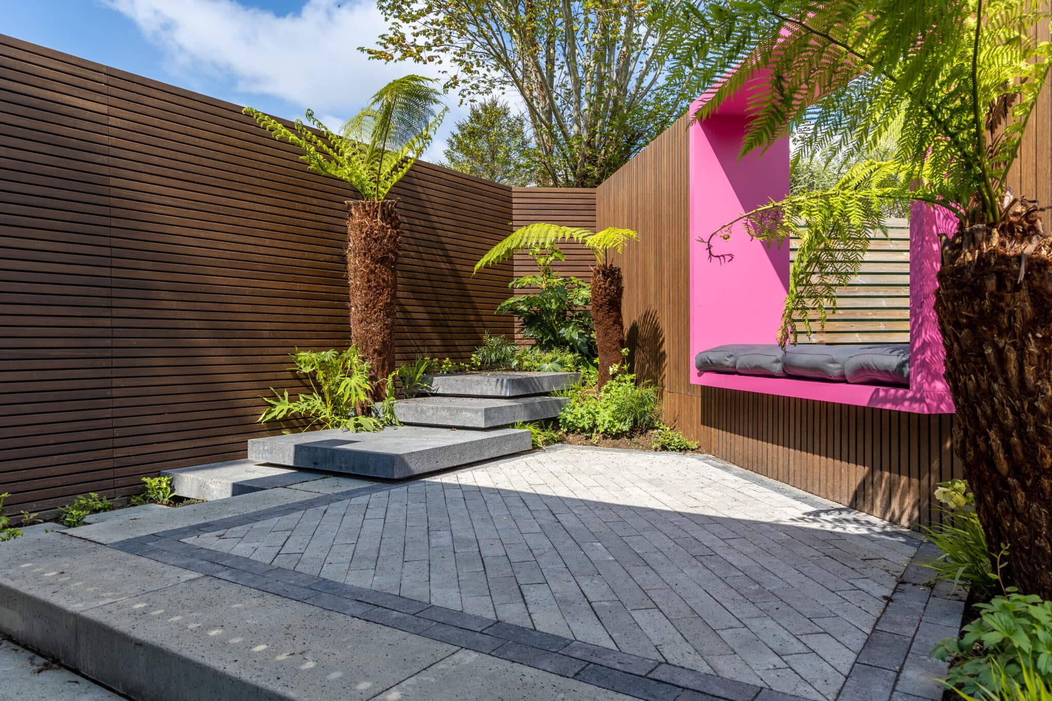 Garden 11 Corker Outdoor